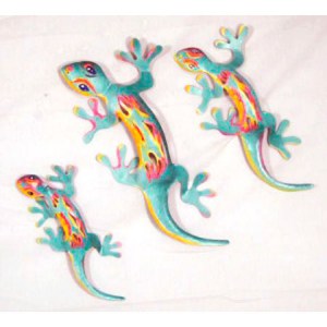 PMA-133      Painted Lizards Set of 3 Large 20.5 x 10.5, Medium 16.5 x 9″  Small 14″ x 7″